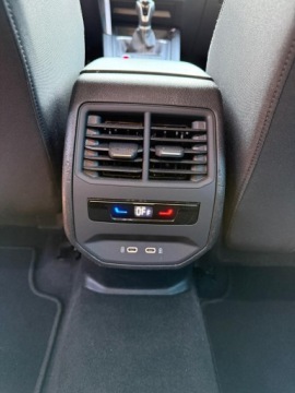 Seat Leon IV Hatchback 1.0 EcoTSI 90KM 2022 Seat Leon kombi, 1,0 TSI, bogate wyposażenie, niski przebieg, serwisowany, zdjęcie 9