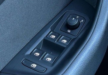 Volkswagen Passat B8 Variant Facelifting 1.5 TSI EVO 150KM 2022 Volkswagen Passat Variant Business, FV 23, ACC, Asystenci, Czujniki parkow, zdjęcie 17