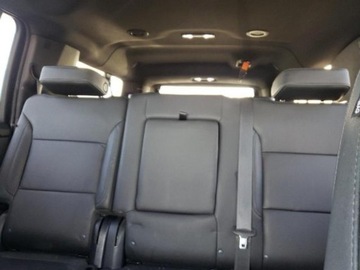 Chevrolet Suburban GMT900 2023 Chevrolet Suburban 2023, 5.3L, 4x4, K1500 LT, od ubezpieczalni, zdjęcie 8