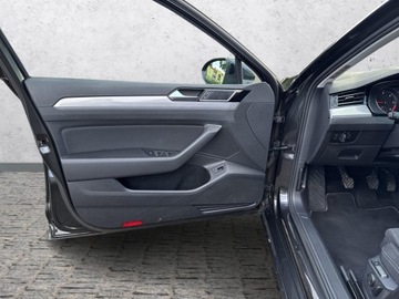 Volkswagen Passat B8 Variant Facelifting 2.0 TDI SCR 150KM 2021 Volkswagen Passat Variant Business 2.0 TDI SCR 150, zdjęcie 10