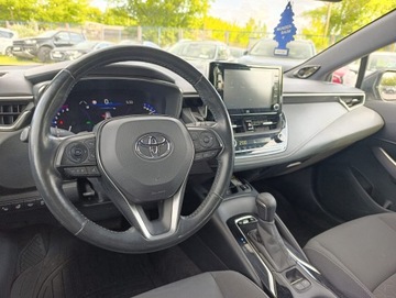 Toyota Corolla XII TS Kombi 2.0 Hybrid Dynamic Force 184KM 2020 corolla 2.0 HYBRID 184KM, Podgrzewane fotele, Czujniki parkowania i kamera, zdjęcie 4