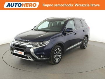 Mitsubishi Outlander III SUV Facelifting 2017 2.0 150KM 2019 Mitsubishi Outlander Diamant Edition+ Klimatronik