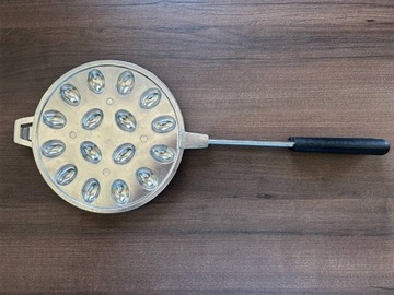 FORMA DO PIECZENIA CIASTEK ORZESZKÓW OPIEKACZ NA ORZESZKI 16szt #70APT