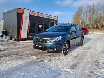Peugeot 2008 I SUV Facelifting 1.2 PureTech 110KM 2016 Peugeot 2008 1,2 benz . 110 KM panorama navi automat podgrz.fot. alu oplac