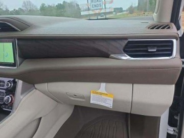  GMC Yukon Denali 5SA 2023 6.2 Benzyna 420KM, zdjęcie 2