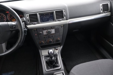 Opel Vectra C Hatchback 1.6 TWINPORT ECOTEC 105KM 2006 Opel Vectra 1.6, Klima, Klimatronic, El. szyby, zdjęcie 7