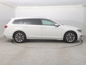 Volkswagen Passat B8 Variant 1.8 TSI BlueMotion Technology 180KM 2017 VW Passat 1.8 TSI, Salon Polska, Serwis ASO, zdjęcie 5