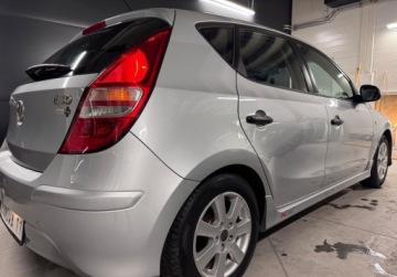 Hyundai i30 I CW Facelifting 1.4 DOHC 109KM 2012 Hyundai i30 wszystko dzial navipelna ele 1.4 Benzyna 109KM, zdjęcie 5