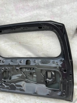 VÍKO KUFRU ZADNÍ TOYOTA LAND CRUISER 150 2013