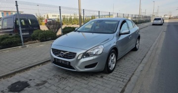Volvo S60 II Sedan 1.6 D2 115KM 2011 Volvo S60 Bardzo bogata opcja i dobry stan samochodu 1.6 Diesel 115KM, zdjęcie 26