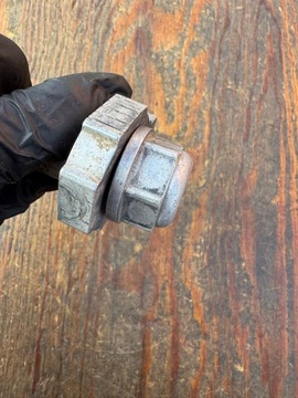 os oska oś kola tylnego tyl tylna wahacz ktm sx 85 husqvarna tc 03-14