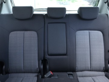 Kia Venga Mikrovan 1.4 DOHC CVVT 90KM 2011 Kia Venga 1.4 CVVT, Klima, Podgrzewane siedzienia, zdjęcie 9