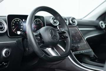 Mercedes Klasa C W206 Limuzyna 2.0 220d 200KM 2023 Mercedes-Benz Klasa C 220D 4Matic AMG Salon PL Autotrade Mercedes-Benz, zdjęcie 19