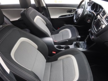 Kia Ceed II Kombi 1.6 CRDi 128KM 2013 Kia Ceed 1.6 CRDi, Navi, Klima, Klimatronic, zdjęcie 8