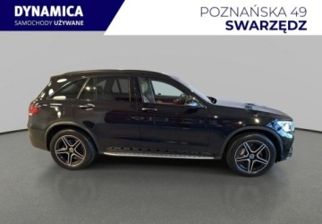 Mercedes GLC C253 SUV Plug-In 2.0 300de 306KM 2021 Mercedes-Benz GLC VAT 23 de 306KM automat 4matic 2021 r., salon PL, I wlas, zdjęcie 7
