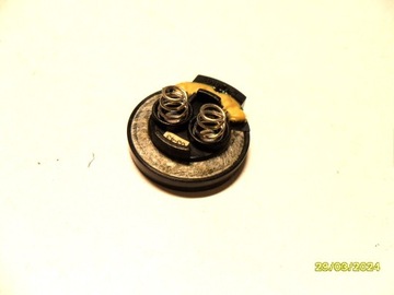 Głośnik 110 R wymiary: średnica 20 mm, wysokość 7 mm
