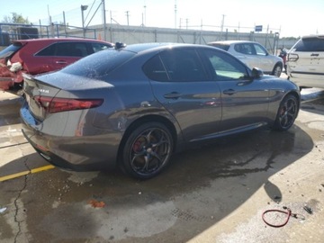 Alfa Romeo Giulia II Sedan 2.0 TBi 280KM 2019 Alfa Romeo Giulia 2019 r., 2,0L TI AWD 2.0 Benzyna 280KM, zdjęcie 5