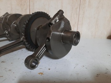 КОЛЕНВАЛ SUZUKI GSXR 750 R716