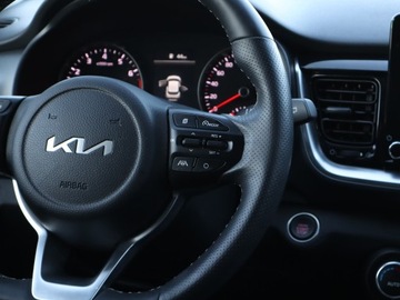 Kia Stonic I Crossover Facelifting 1.0 T-GDI 100KM 2023 Kia Stonic 1.0 T-GDI, Salon Polska, 1. Właściciel, zdjęcie 20