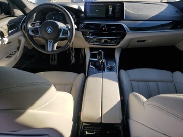 BMW Seria 5 G30-G31 2022 BMW Seria 5 530E 2022 2.0l 2.0 Hybryda 288KM, zdjęcie 8