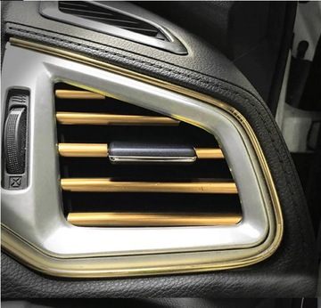 Полоса декоративная лента тюнинговая на дефлектор автомобиля