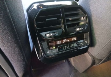 BMW iX SUV 71kWh 326KM 2023 BMW iX BMW iX xDrive40 Fv23 BMW Bonkowscy Elektryczny 326KM, zdjęcie 28