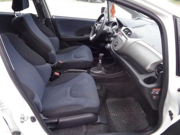 Honda Jazz III 1.2 i-VTEC 90KM 2008 Honda Jazz III 1.2 Klimatyzacja, zdjęcie 5