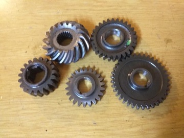 TRYB TRYBY ZĘBATKA ZĘBATKI KPL KYMCO MXU 400