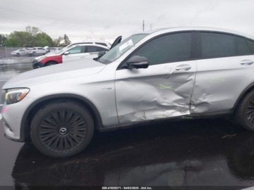Mercedes GLC C253 2018 Mercedes-Benz GLC 2018 MERCEDES-BENZ AMG GLC 43 COUPE 4MATIC 3.0 Benzyna, zdjęcie 9