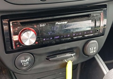 Renault Megane III Grandtour Facelifting 2013 1.6 16V 110KM 2014 Renault Megane Kupiony w Polsce - bezwypadkowy - benzyna - 1,6 - 110 KM 1.6, zdjęcie 26