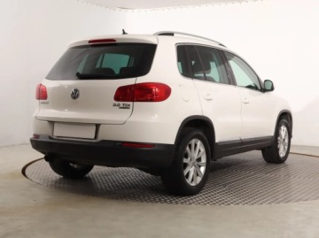 Volkswagen Tiguan I SUV Facelifting 2.0 TDI CR DPF BlueMotion 140KM 2013 VW Tiguan 2.0 TDI, Salon Polska, 4X4, DSG, Xenon, zdjęcie 4