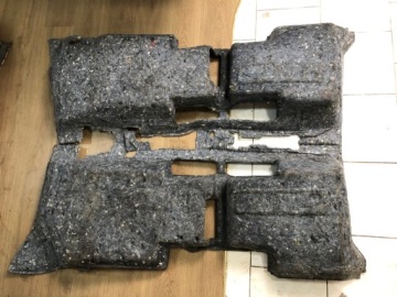 VW UP 3D шумоизоляция фетрового пола 1s1863919f