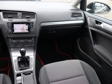 Volkswagen Golf VII Variant 1.2 TSI BlueMotion Technology 105KM 2014 VW Golf 1.2 TSI, Navi, Klima, Klimatronic, zdjęcie 7