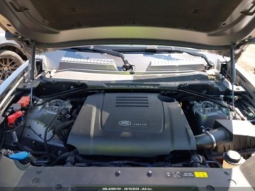 Land Rover Defender IV (L663) 2023 Land Rover Defender 2023r., 4x4, 2.0L 2.0 Benzyna 296KM, zdjęcie 11