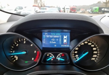 Ford Kuga II SUV 2.0 Duratorq TDCi 140KM 2014 Ford Kuga 2,0 TDCI 140KM Navi Kamera Serwis Titanium 2.0 Diesel 140KM, zdjęcie 33