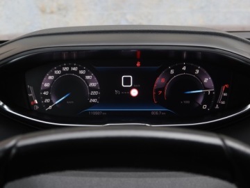 Peugeot 5008 II Crossover Facelifting 1.2 PureTech 130KM 2021 Peugeot 5008 PureTech 130, 7 miejsc, Klima, zdjęcie 10