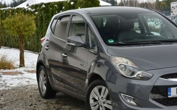 Hyundai ix20 Mikrovan 1.4 CVVT 90KM 2011 Hyundai ix20 Hyundai ix20 1.4 Premium 1.4 Benzyna 90KM, zdjęcie 21