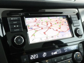 Nissan Qashqai II Crossover Facelifting 1.3 DIG-T  160KM 2019 Nissan Qashqai skóra grazne elekryczne fotele pdc, zdjęcie 24