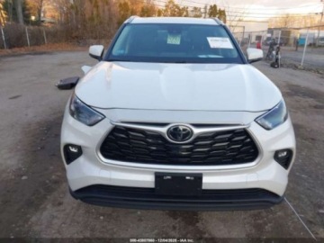 Toyota Highlander III 2024 Toyota Highlander xle, 2024r., 4x4, 2.4L 2.4 Benzyna 265KM, zdjęcie 6