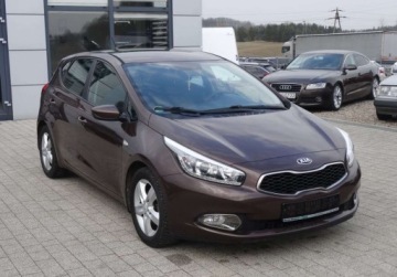 Kia Ceed II pro_cee´d 1.4 DOHC 100KM 2013 Kia Ceed 1.4Benz Jeden Wlasciciel Bezwypadkowy Oplaocony 1.4 Benzyna
