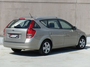 Kia Ceed I Hatchback 5d Facelifting 1.6 DOHC CVVT 126KM 2009 Kia Cee&#039;d 1.6 Ben.125KM/Telefon/Ks.Serwisowe, zdjęcie 9