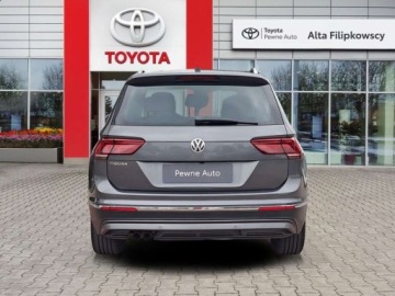 Volkswagen Tiguan II SUV 2.0 TDI 150KM 2019 Volkswagen Tiguan Volkswagen Tiguan 2.0 TDI BMT SCR Highline DSG 2.0 Diesel, zdjęcie 8