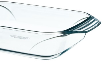 Жаростойкая форма PYREX для запекания лазаньи.