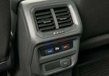 Volkswagen Tiguan Allspace SUV 2.0 TDI 150KM 2018 Volkswagen Tiguan Allspace Allspace NOWY ROZRZAD Hak, ACC, GPS, KEYLESS, B, zdjęcie 32