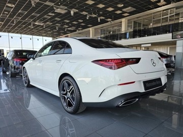 Mercedes CLA C118/X118 Coupe Facelifting 1.3 200 163KM 2025 MERCEDES-BENZ CLA 200 AMG Line Sedan 1.3 (163KM) 2025, zdjęcie 4