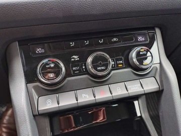 Skoda Kodiaq I SUV Facelifting 1.5 TSI 150KM 2023 Skoda Kodiaq 1.5 TSI 150KM Ambition DSGVirtualCzujnikiSerwis ASO Salon PLF, zdjęcie 20