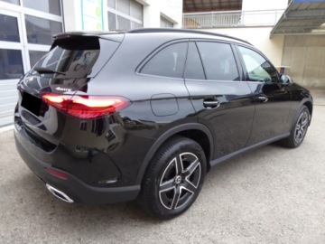 Mercedes GLC C254/X254 Coupe 2.0 220d 197KM 2025 GLC 220 d 4-Matic AMG Line 2.0 (moc 197 KM) 2025, zdjęcie 4