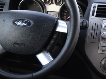 Ford Kuga I 2.0 Duratorq TDCi 140KM 2011 Ford Kuga 2.0 TDCi, 4X4, Navi, Klima, zdjęcie 18