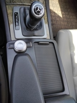 Рулонная шторка для перчаточного ящика Mercedes C Class W204 S204