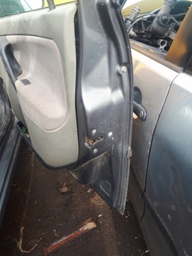 PULT KALINA 1117 KOMBI DVEŘE PRAVÉ PŘEDNÍ